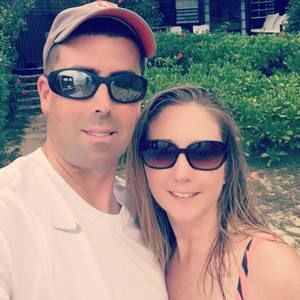 Meet your Posher, Mindy n  jay